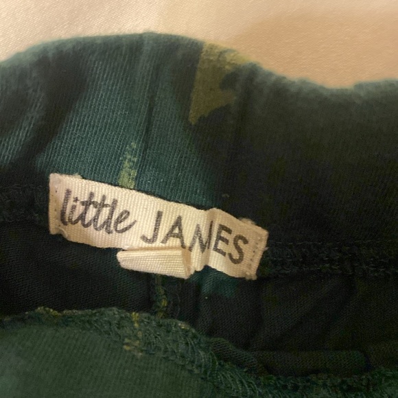 Little James forest green tree shirt and pant set - Picture 4 of 5